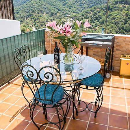 Apartament La Marikilla Jubrique Zewnętrze zdjęcie
